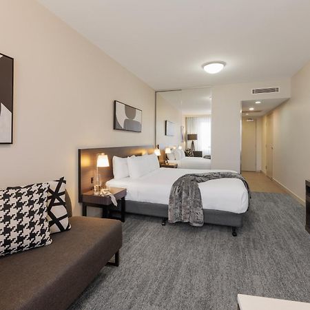 Punthill Norwest Aparthotel Buitenkant foto