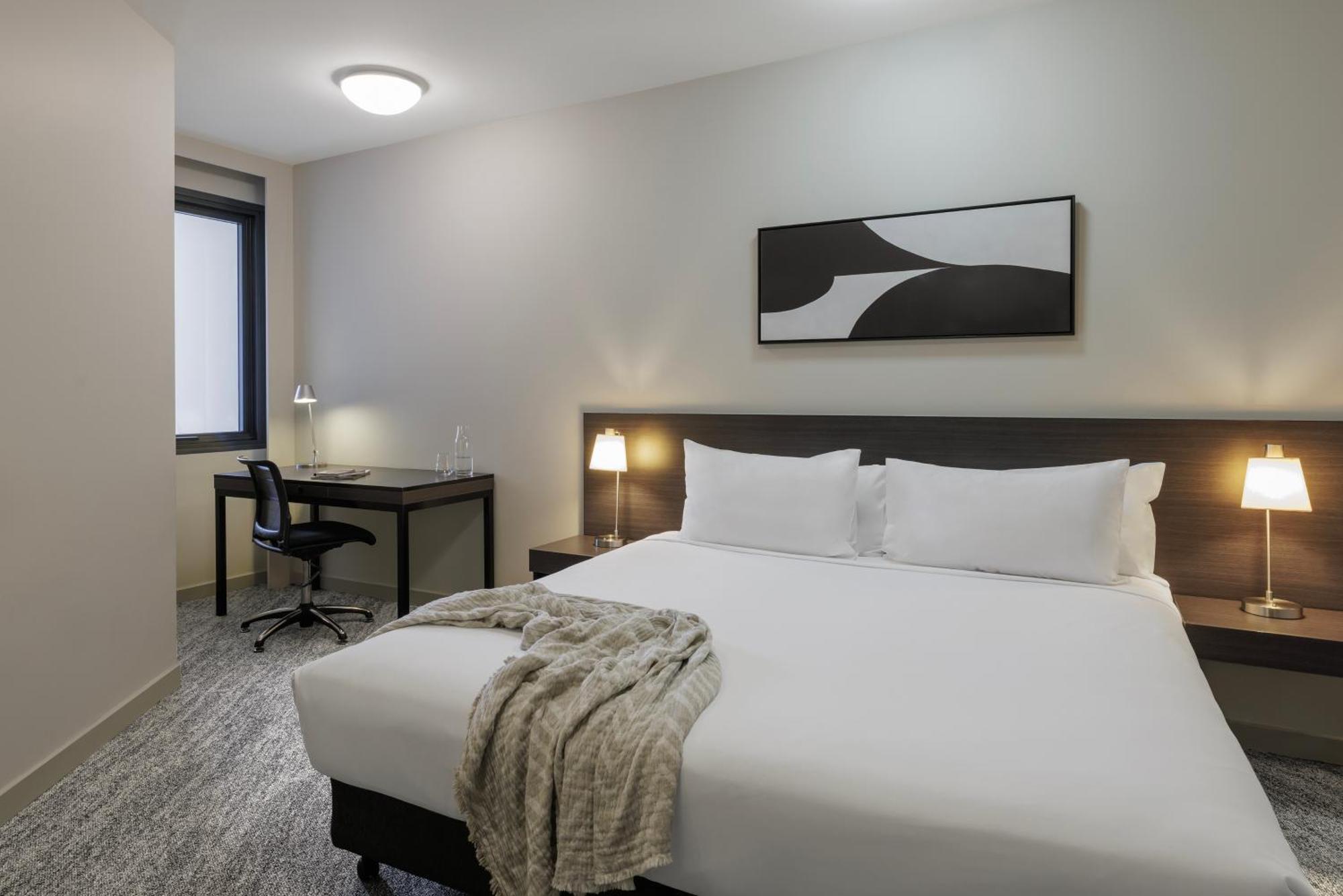 Punthill Norwest Aparthotel Buitenkant foto