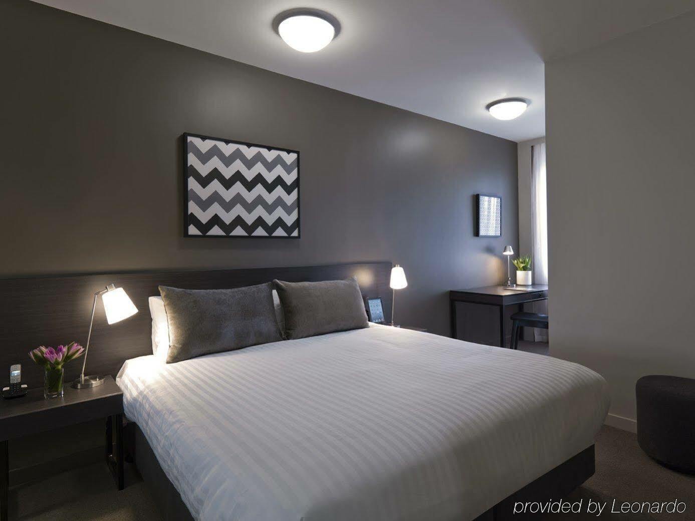 Punthill Norwest Aparthotel Buitenkant foto